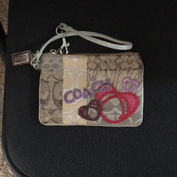 Coach Handbags - Coach wristlet
